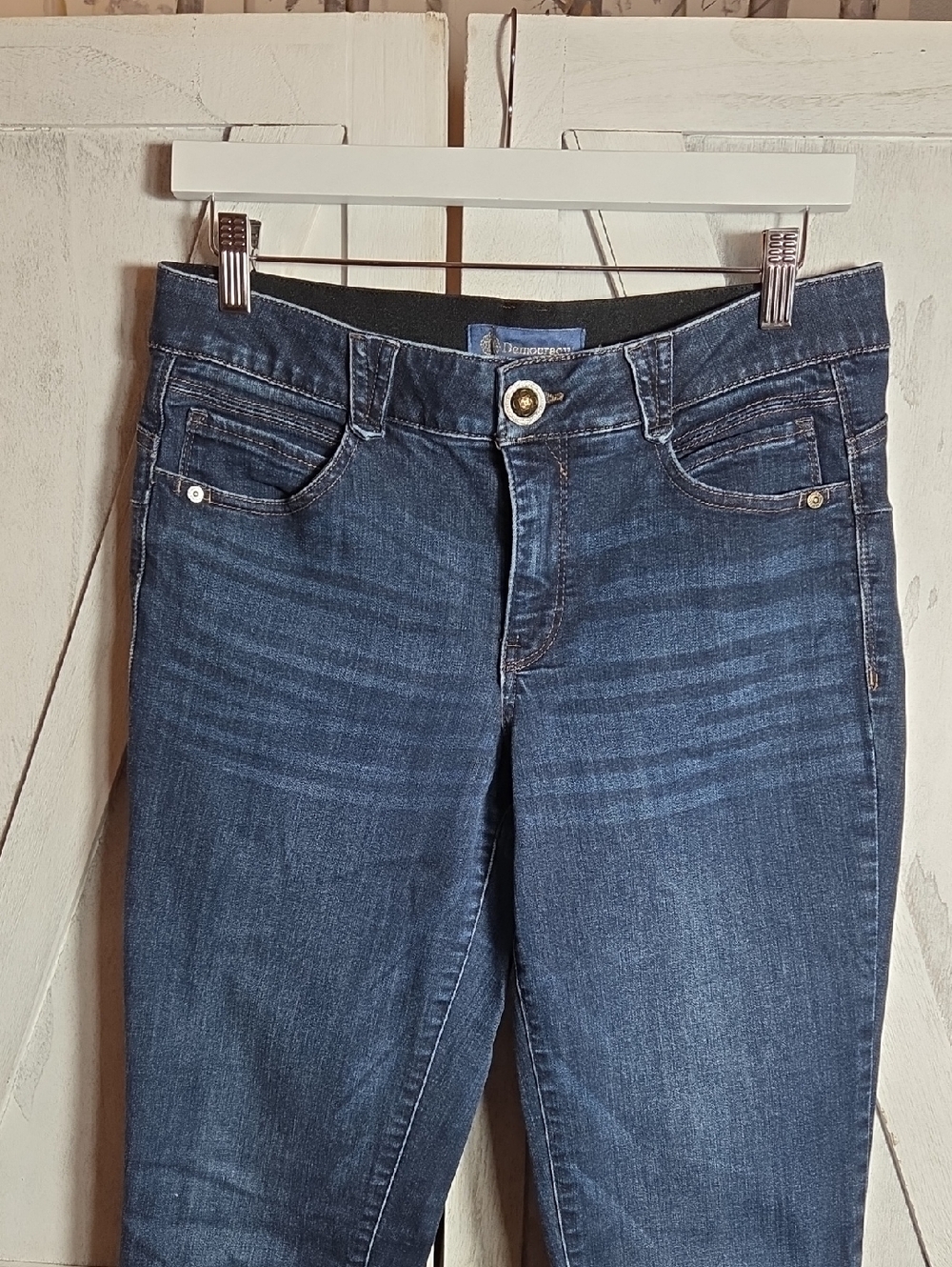 Democracy "Ab"solution Straight Leg Jeans Size 8 - Picture 2 of 10